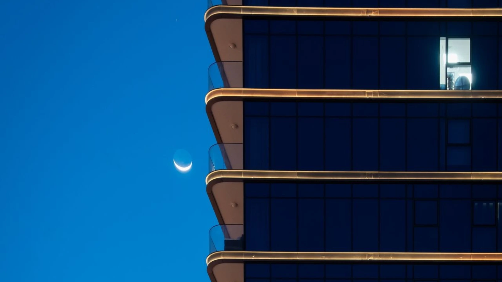 Facade lighting